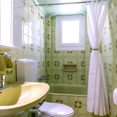 Massive 4br Retro - 3 Min Walk To * Kosz