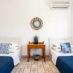 Massive 4br Retro - 3 Min Walk To Apartament